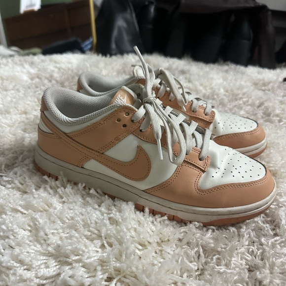 Nike Dunks in Harvest Moon - Picture 1 of 3